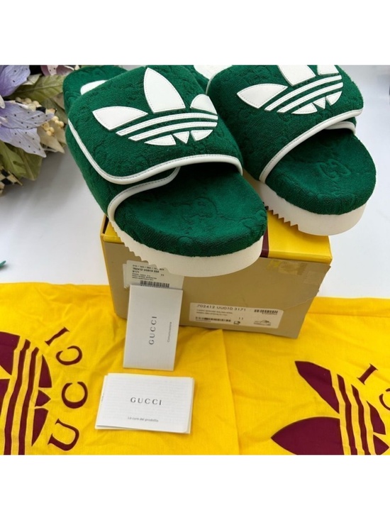 **********Men’s Green Gucci X Adidas limited edition monogrammed slides. Sz 11. main image 9